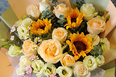 送生日白色花好嗎_生日送白色的花好嗎_生日送白花合適嗎