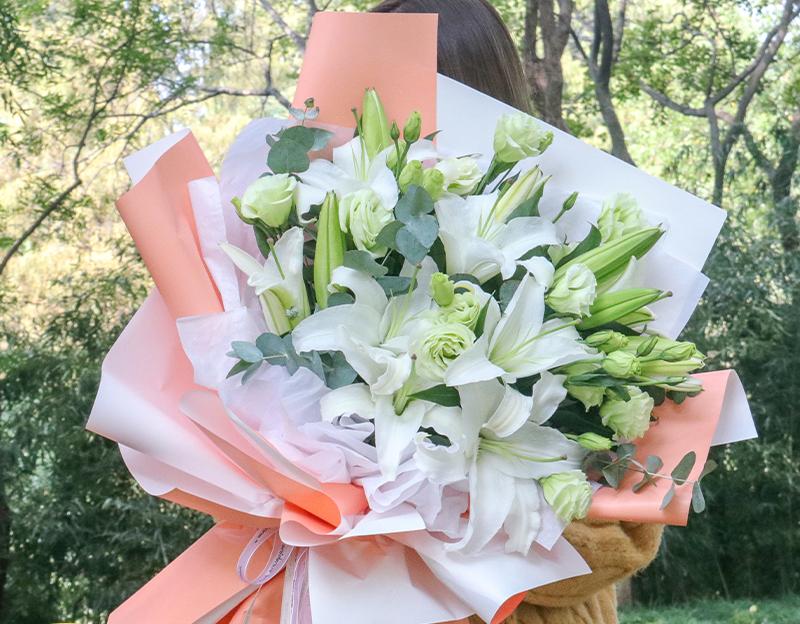 送花表示什么_意思送花代表什么含義_送花16朵代表什么意思