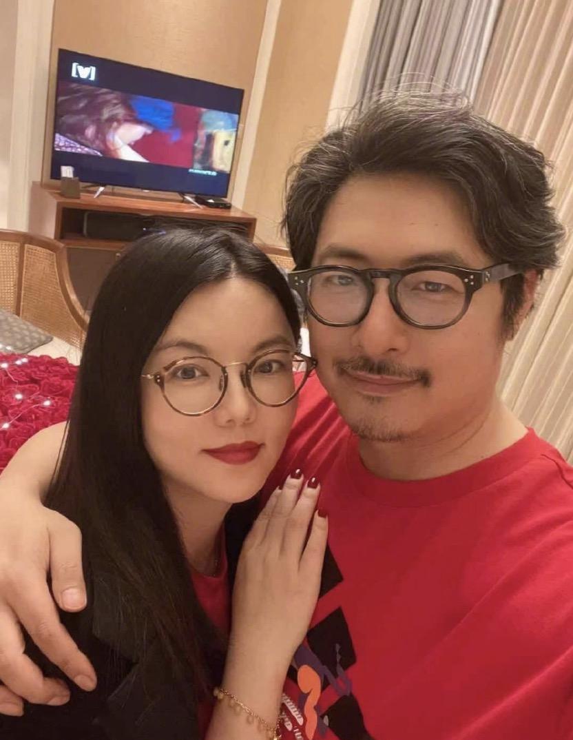 結婚紀念日送老婆多少朵玫瑰花_送紀念玫瑰老婆結婚花束怎么寫_結婚紀念日送玫瑰花